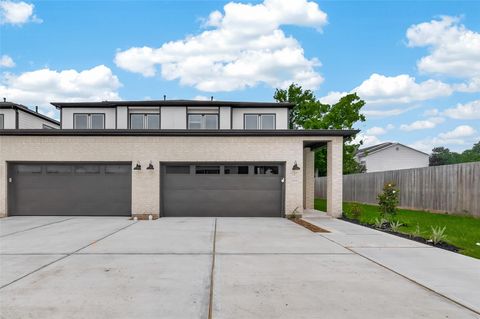 Photo of 4328 Avron Drive #B, Stafford, TX 77477 (MLS # 52674121)