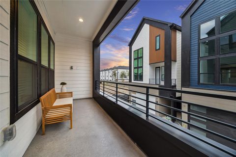 Tiny photo for 817 Thornton Road #G, Houston, TX 77018 (MLS # 19026303)