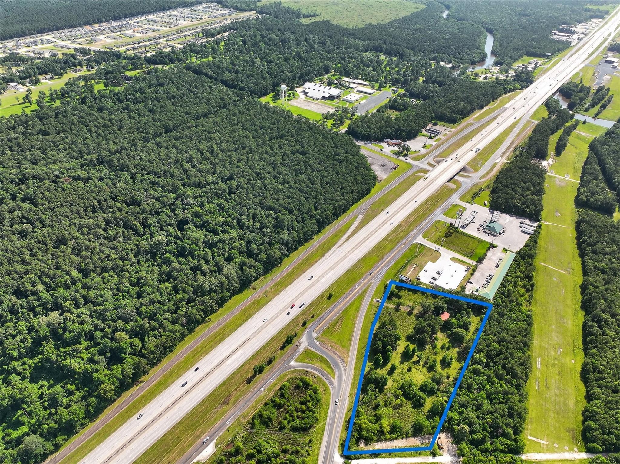 7449 Hwy 61 Highway