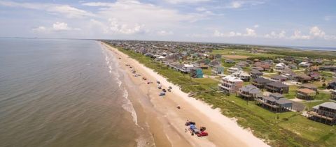 983 W Verdia Drive Crystal Beach TX 77650