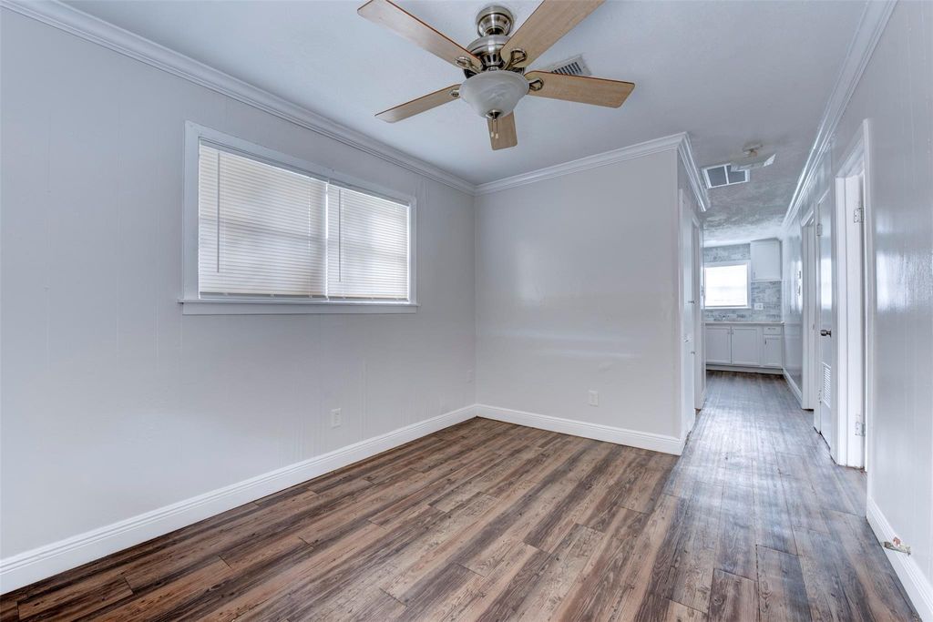 Photo of 1209 Cabell St Street, Houston, TX 77022 (MLS # 11884373)