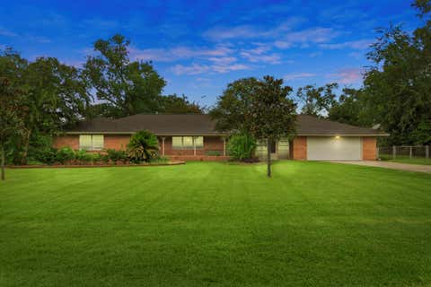 Homes For Sale - 430 S Burnett Drive<br/> Baytown, TX 77520