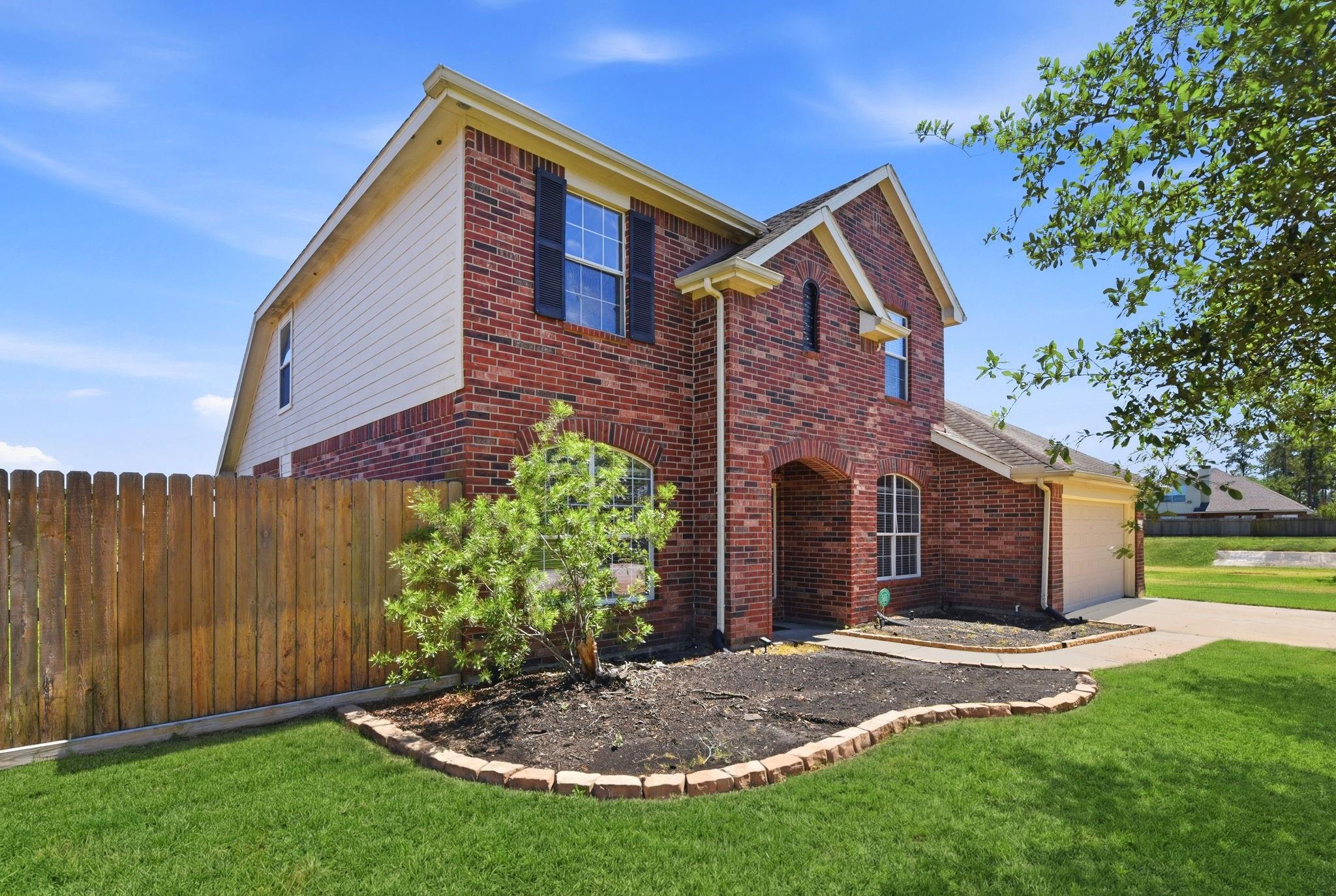 13602 Lake Vista Drive