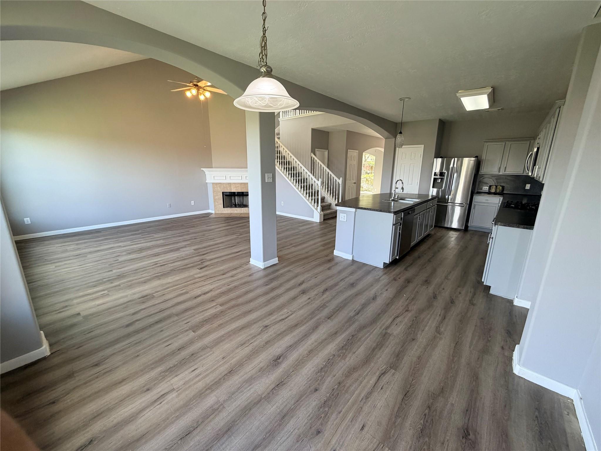 7623 Chimney Gap