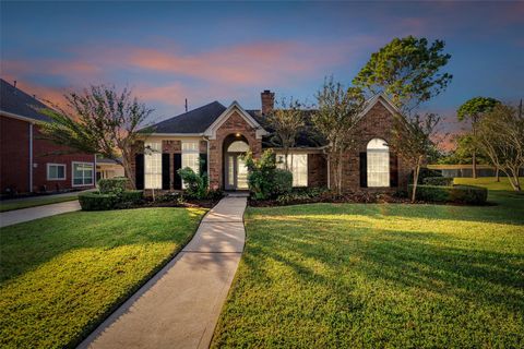 Photo of 3827 Bratton Street, Sugar Land, TX 77479 (MLS # 67021447) Photo of 3827 Bratton Street, Sugar Land, TX 77479 (MLS # 67021447)
