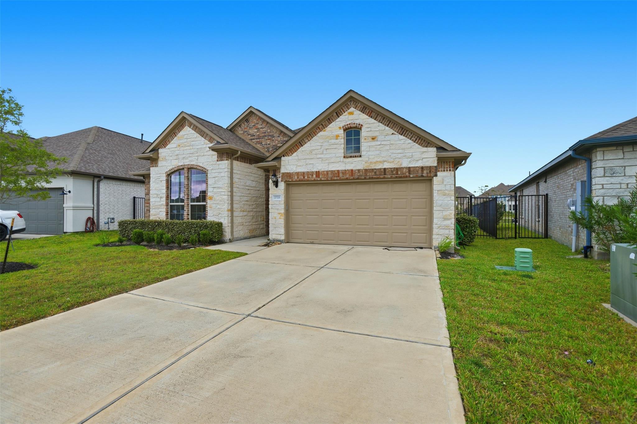 2725 Arbor Edge Crossing