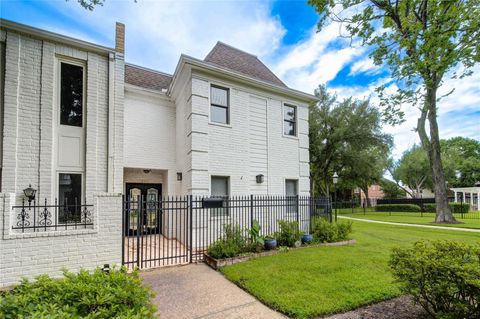 Photo of 7622 Olympia Drive, Houston, TX 77063 (MLS # 94111280)