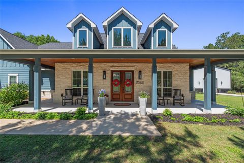 Photo of 29777 Equestrian Drive, Waller, TX 77484 (MLS # 18275887)