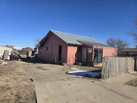 Photo of 2404 5th Avenue, Amarillo, TX 79106 (MLS # 97423310)