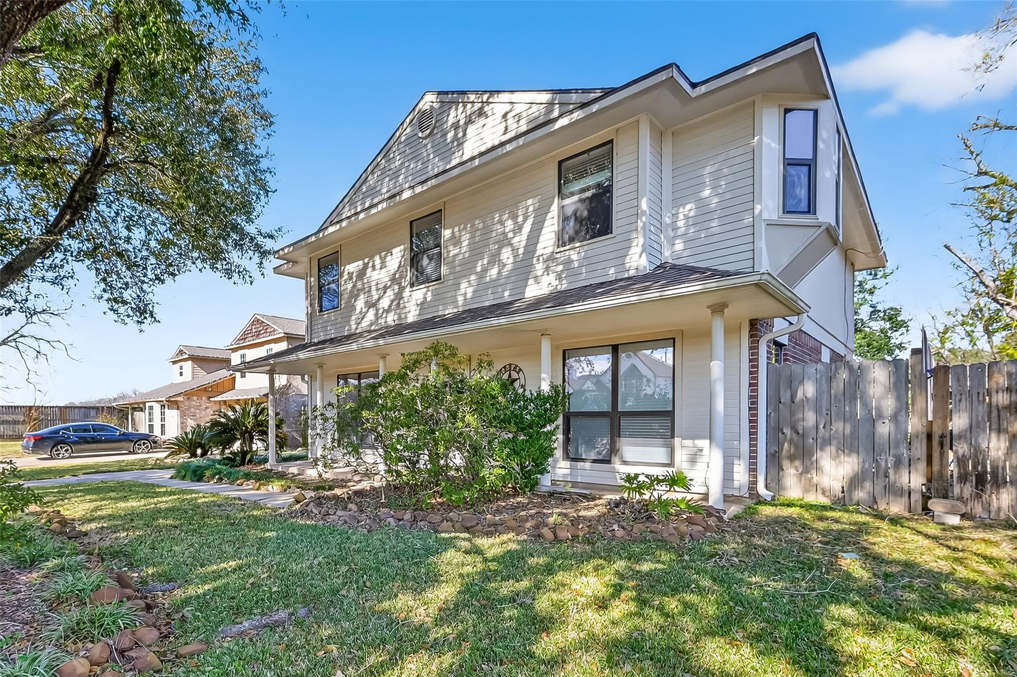 2307 Country Place Drive