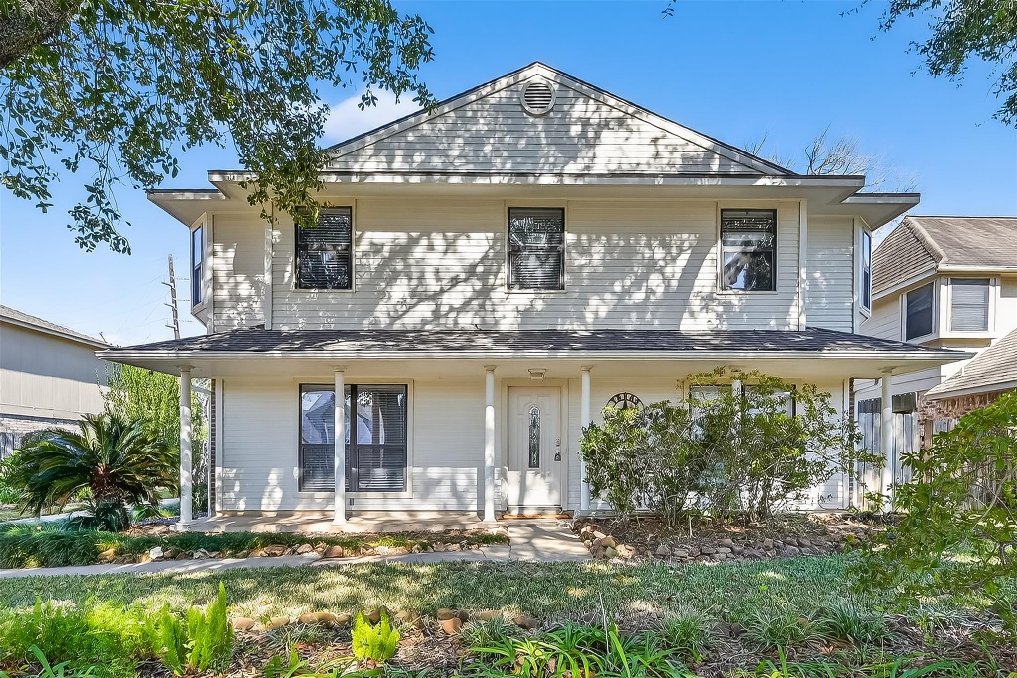 2307 Country Place Drive