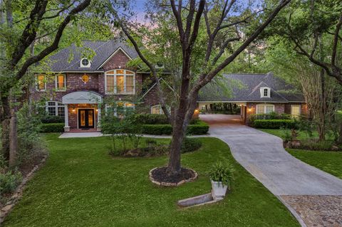 Homes For Sale - 14635 Overbrook Lane<br/> Pinehurst, TX 77362