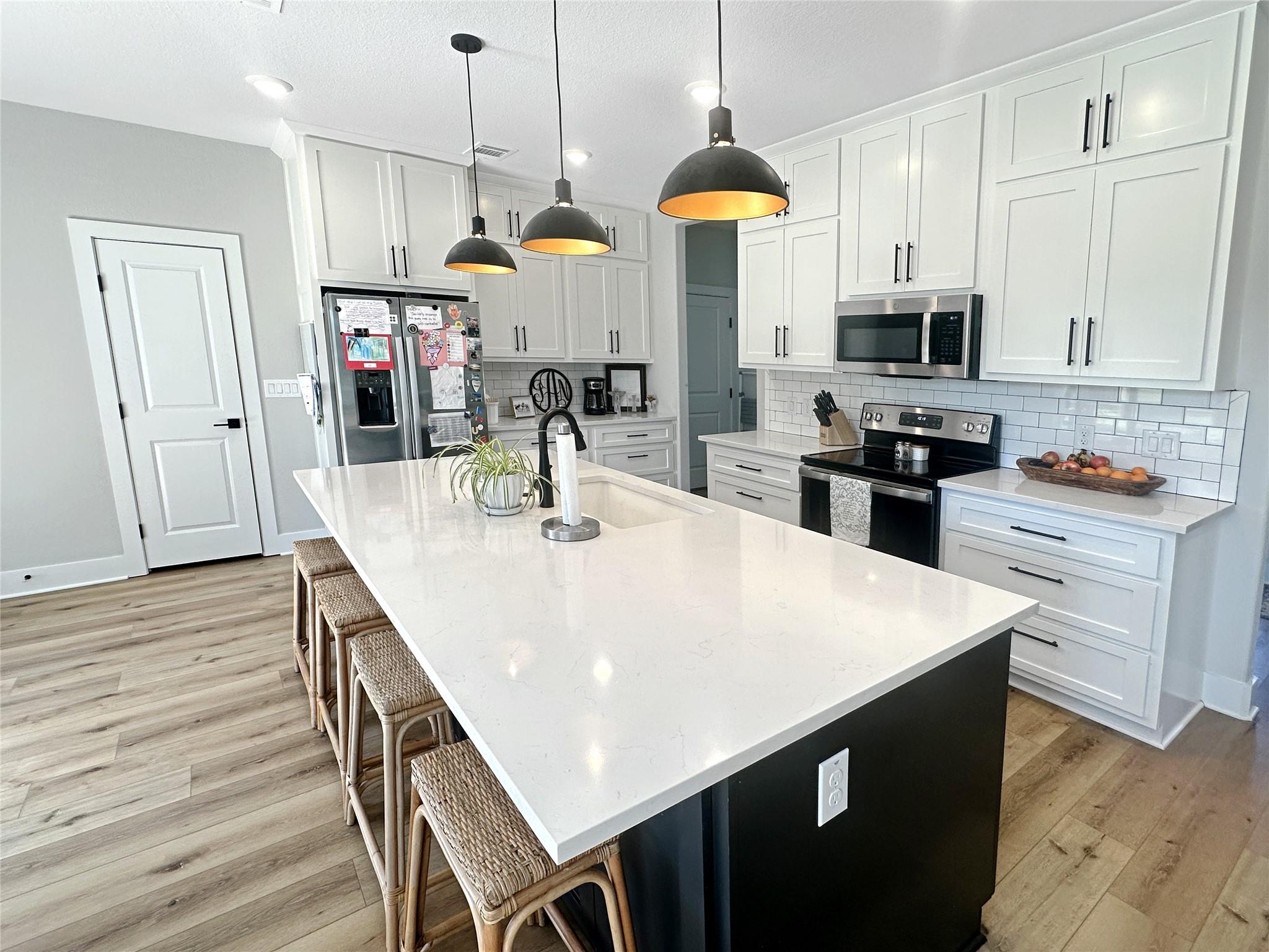 701 S Hudson Street S