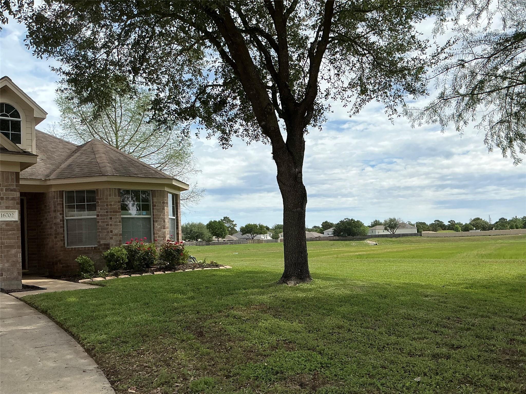 16702 Town Glade Drive