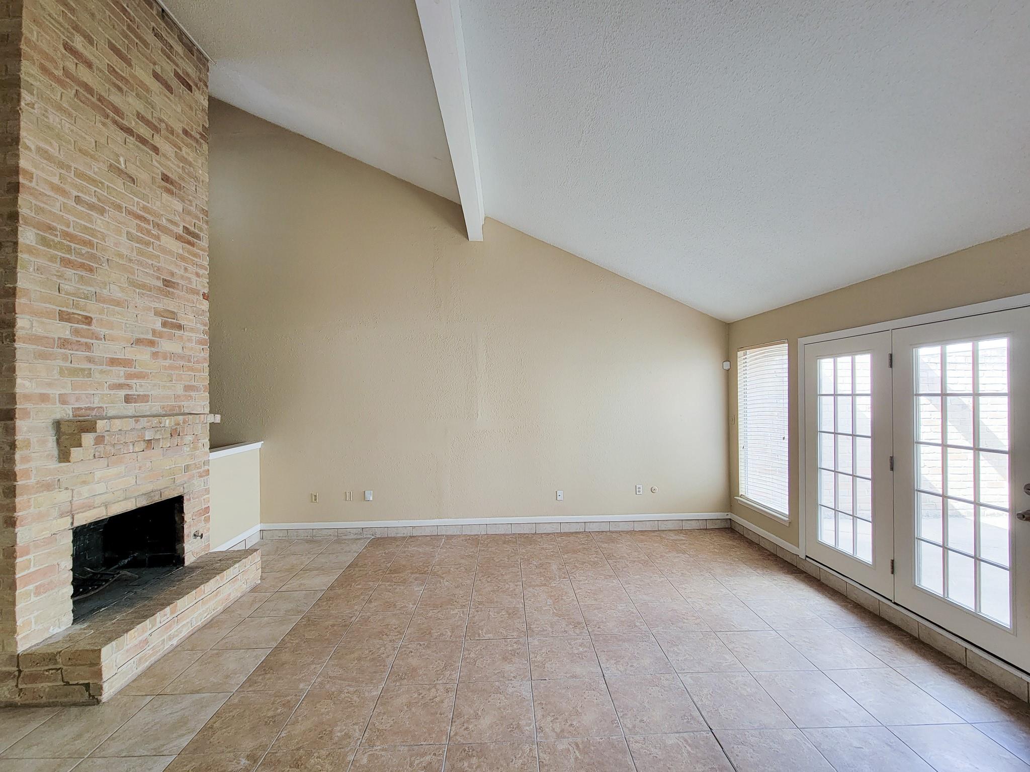 2710 Quail Creek Drive