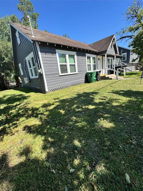 Photo of 4601 Canal Street, Houston, TX 77011 (MLS # 27716381)