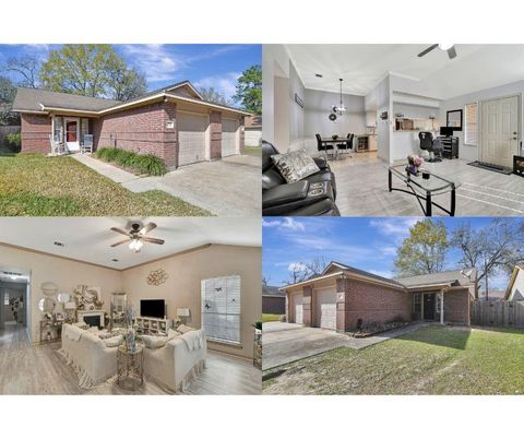 Photo of 1721 Hazelwood Street, Conroe, TX 77301 (MLS # 60808418)
