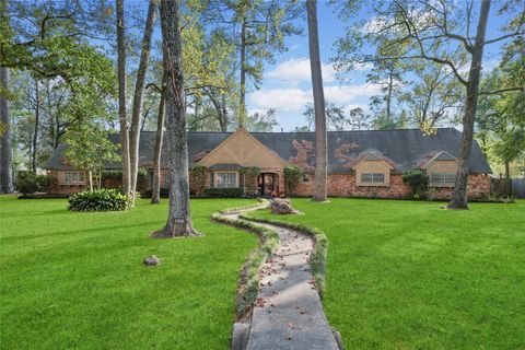 Photo of 1430 Sweet Gum Lane, Kingwood, TX 77339 (MLS # 69573996)