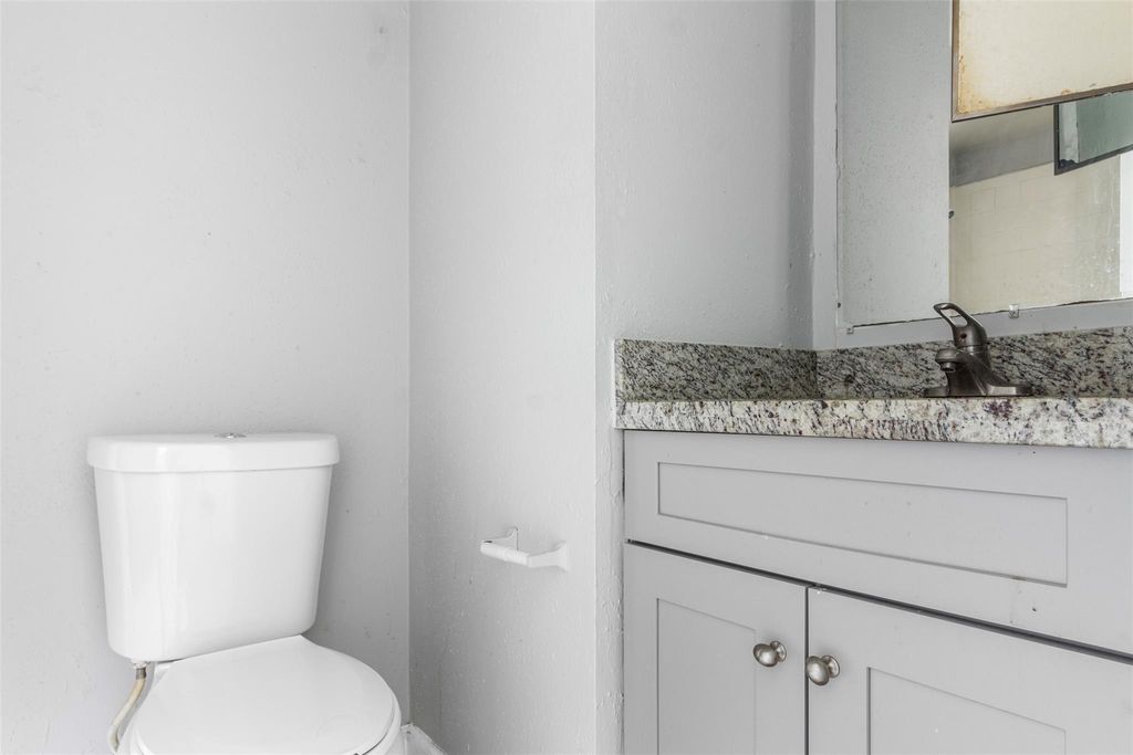 Photo of 8713 Village Of Fondren Drive #8713, Houston, TX 77071 (MLS # 30932771)