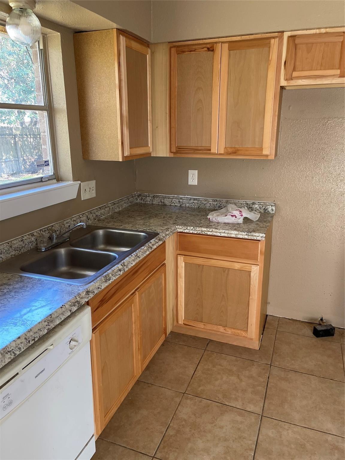 4923 Hickorygate Drive