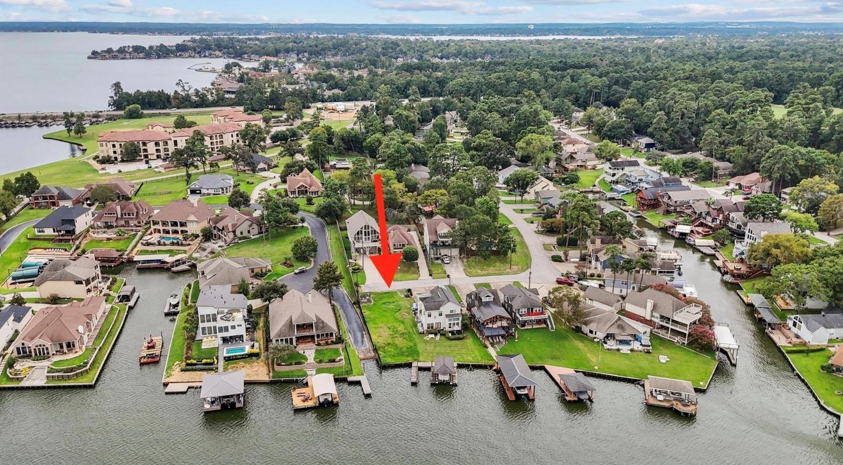 243 Clear Water Street E