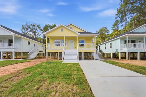 Photo of 1913 Ross Avenue, Cleveland, TX 77327 (MLS # 39415799)