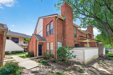 Photo of 2211 S Kirkwood Road #68, Houston, TX 77077 (MLS # 73065523)