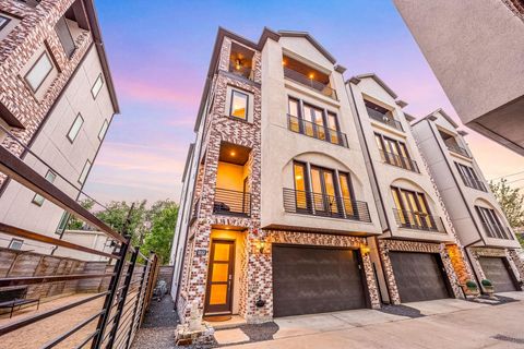 Photo of 2119 Taft Street, Houston, TX 77006 (MLS # 97086046)