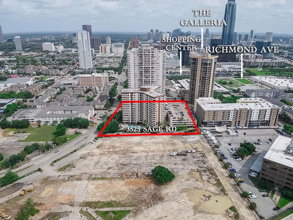 Photo of 3525 Sage Road #917, Houston, TX 77056 (MLS # 95968588)