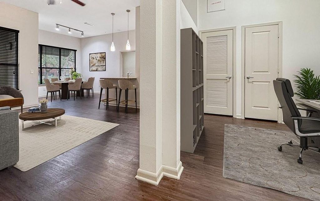 Photo of 400 Mcgowen Street #2210, Houston, TX 77006 (MLS # 41564015)