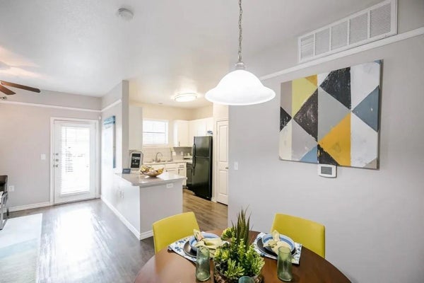 6710 BABCOCK RD APT 413, SAN ANTONIO, TX 78249 - Image ed8867ff8aaae3aa9d84b9656eacf17d/268628816