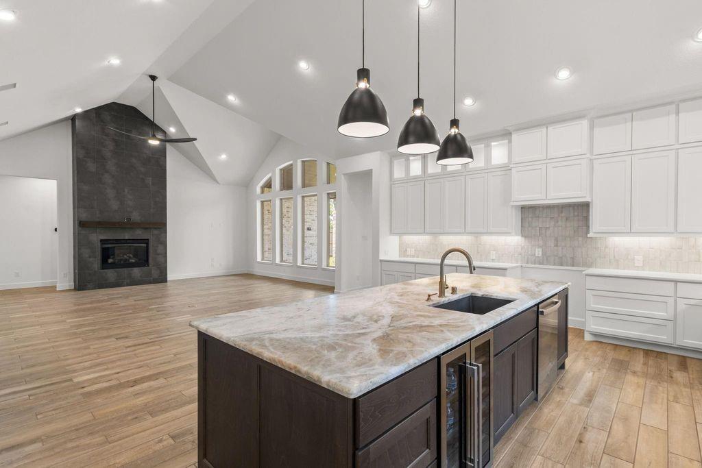 12122 Grassy Bend Drive