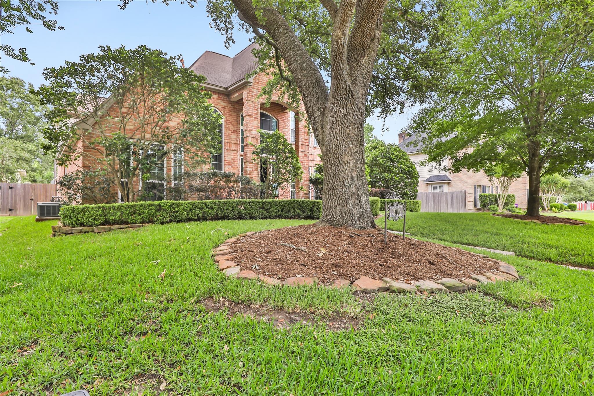 2106 Mountain Lake Drive