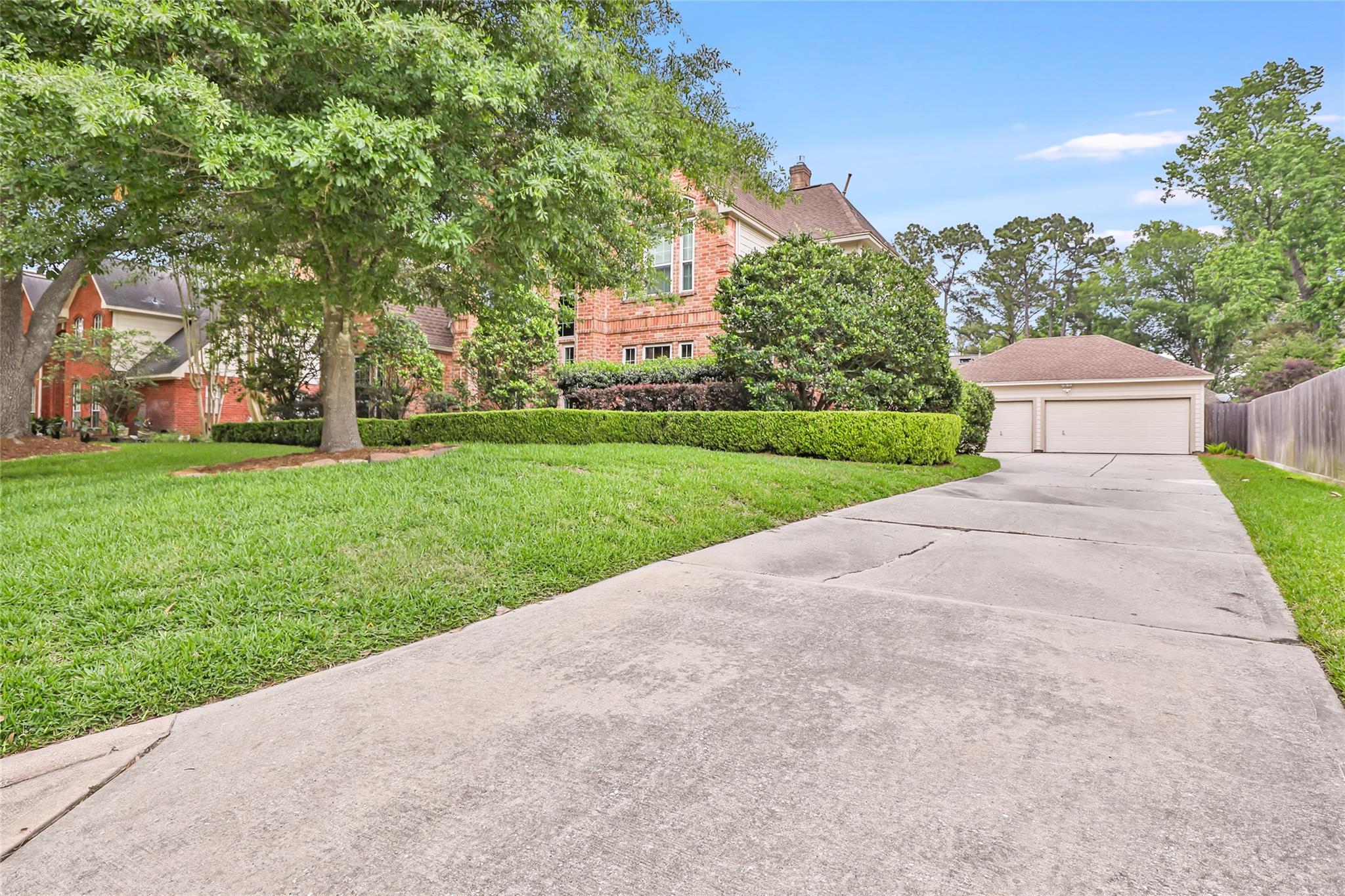 2106 Mountain Lake Drive