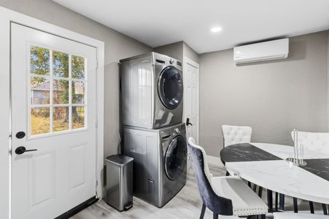 Tiny photo for 5914 Southcrest Street, Houston, TX 77033 (MLS # 63485138)