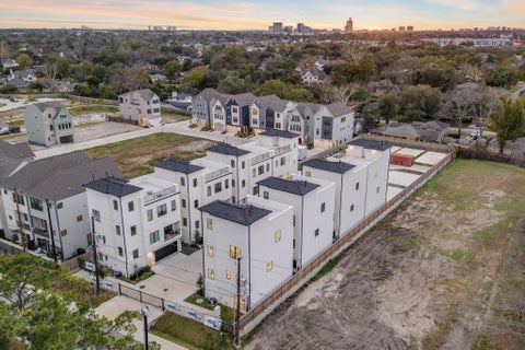 Tiny photo for 8705 Ojeman Villas Drive, Houston, TX 77055 (MLS # 88801636)