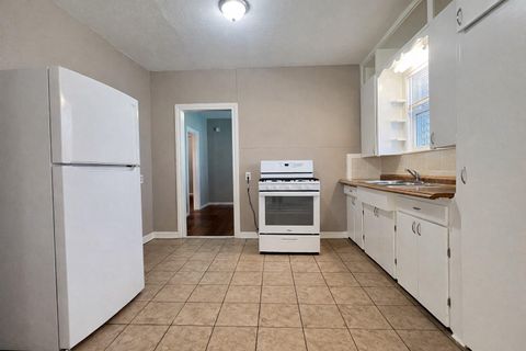 Tiny photo for 4917 Avenue R 1/2, Galveston, TX 77551 (MLS # 46470433)