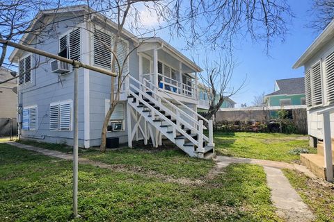 Tiny photo for 4917 Avenue R 1/2, Galveston, TX 77551 (MLS # 46470433)