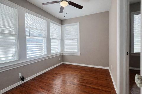 Tiny photo for 4917 Avenue R 1/2, Galveston, TX 77551 (MLS # 46470433)