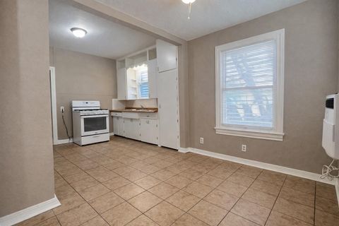 Tiny photo for 4917 Avenue R 1/2, Galveston, TX 77551 (MLS # 46470433)