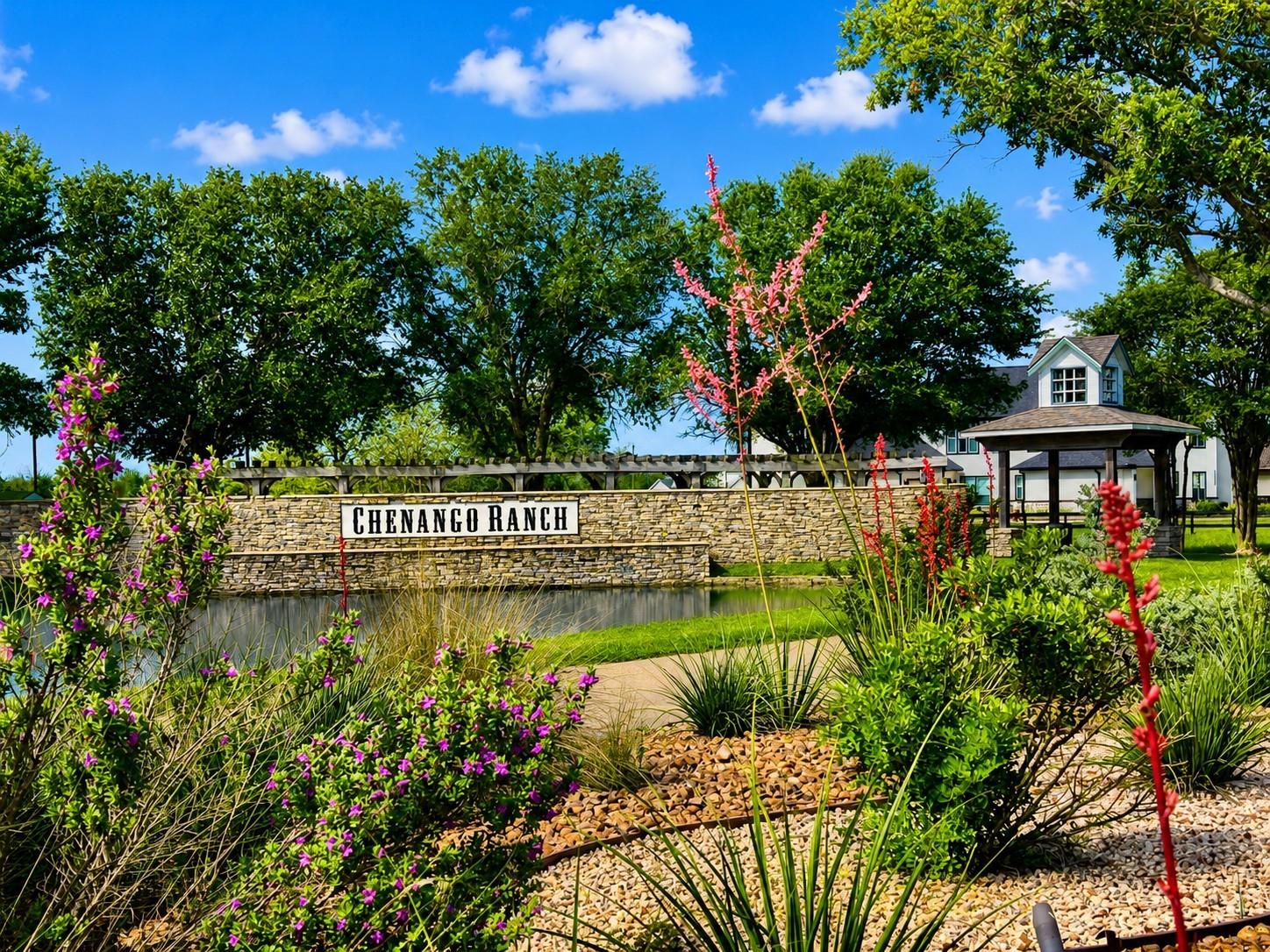 443 Lakeview Drive