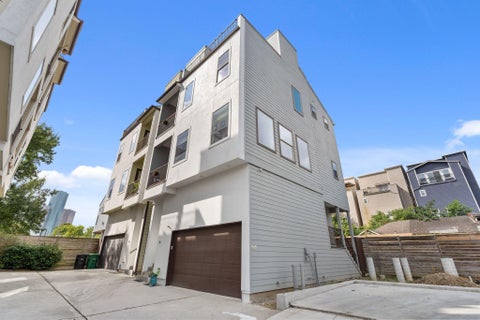 Photo of 1005 Bingham Street #5, Houston, TX 77007 (MLS # 54196311)