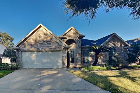 Photo of 1114 Woodley Bend, Sugar Land, TX 77479 (MLS # 87752120)