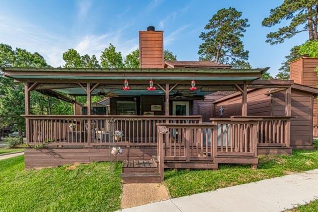 Photo of 200 Fountain Lake W #125, Livingston, TX 77351 (MLS # 41179838)