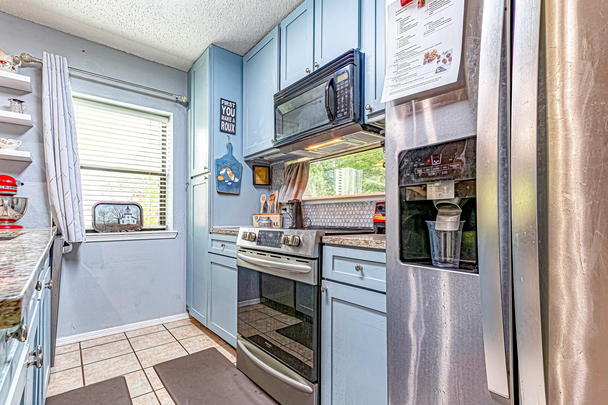 200 Fountain Lake W 125