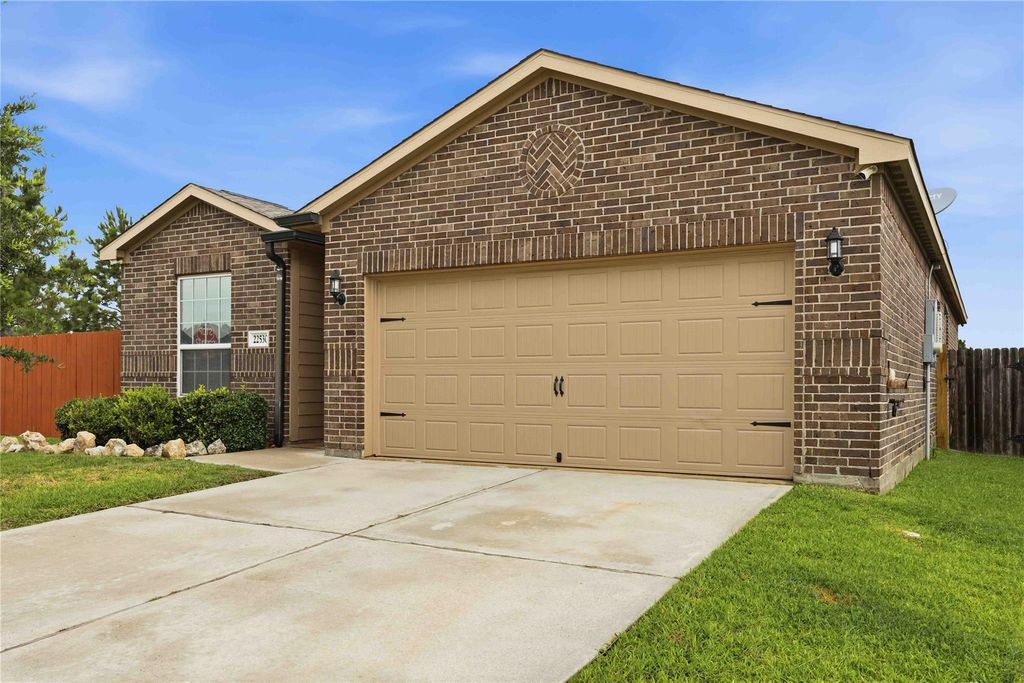 Photo of 22530 Threefold Ridge Drive, Hockley, TX 77447 (MLS # 19828848)