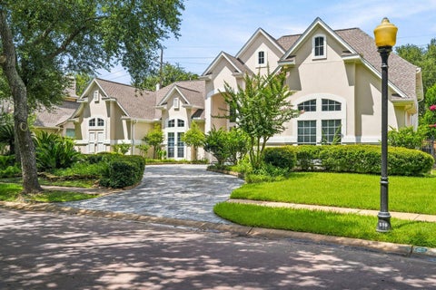 Photo of 1606 Clearwater Creek Drive, Sugar Land, TX 77478 (MLS # 7267327)