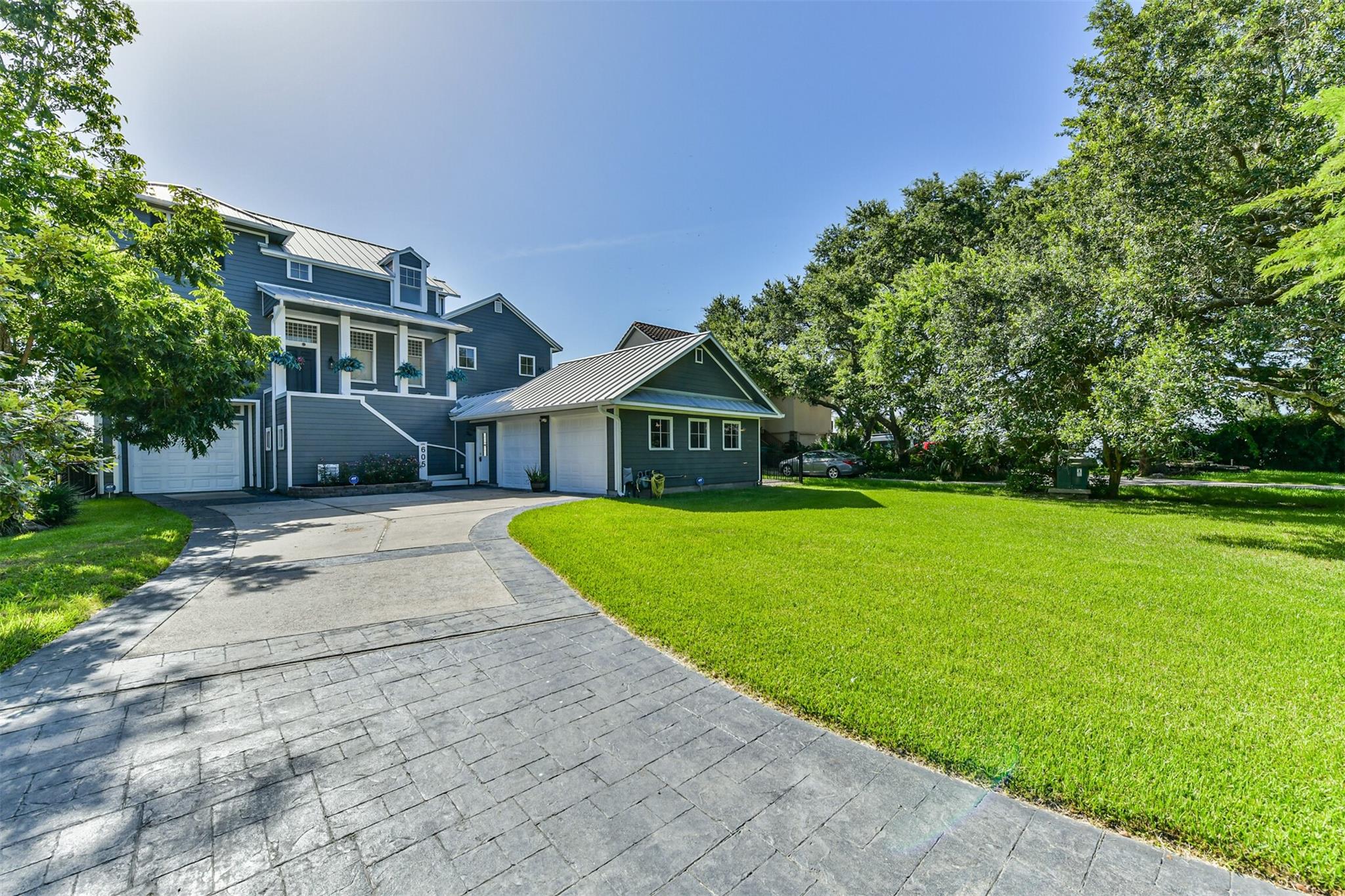 605 Quintana Roo Place