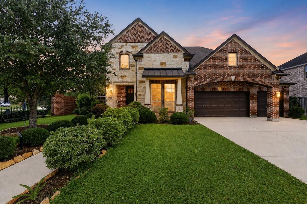 Photo of 2410 Ginger Mist Court, Missouri City, TX 77459 (MLS # 9397428)