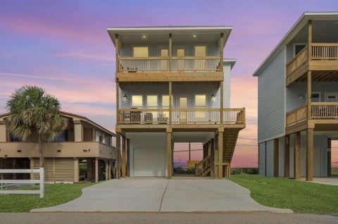 Photo of 17418 Bristow, Galveston, TX 77554 (MLS # 90007740)